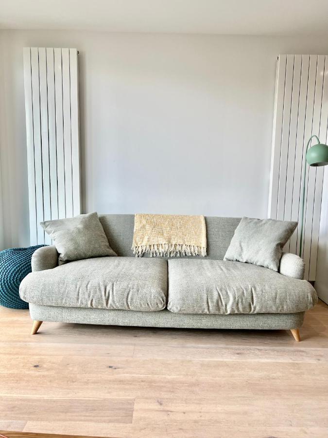 Luxury 2 Bedroom 2 Bathroom Apartment - London City Airport Kültér fotó